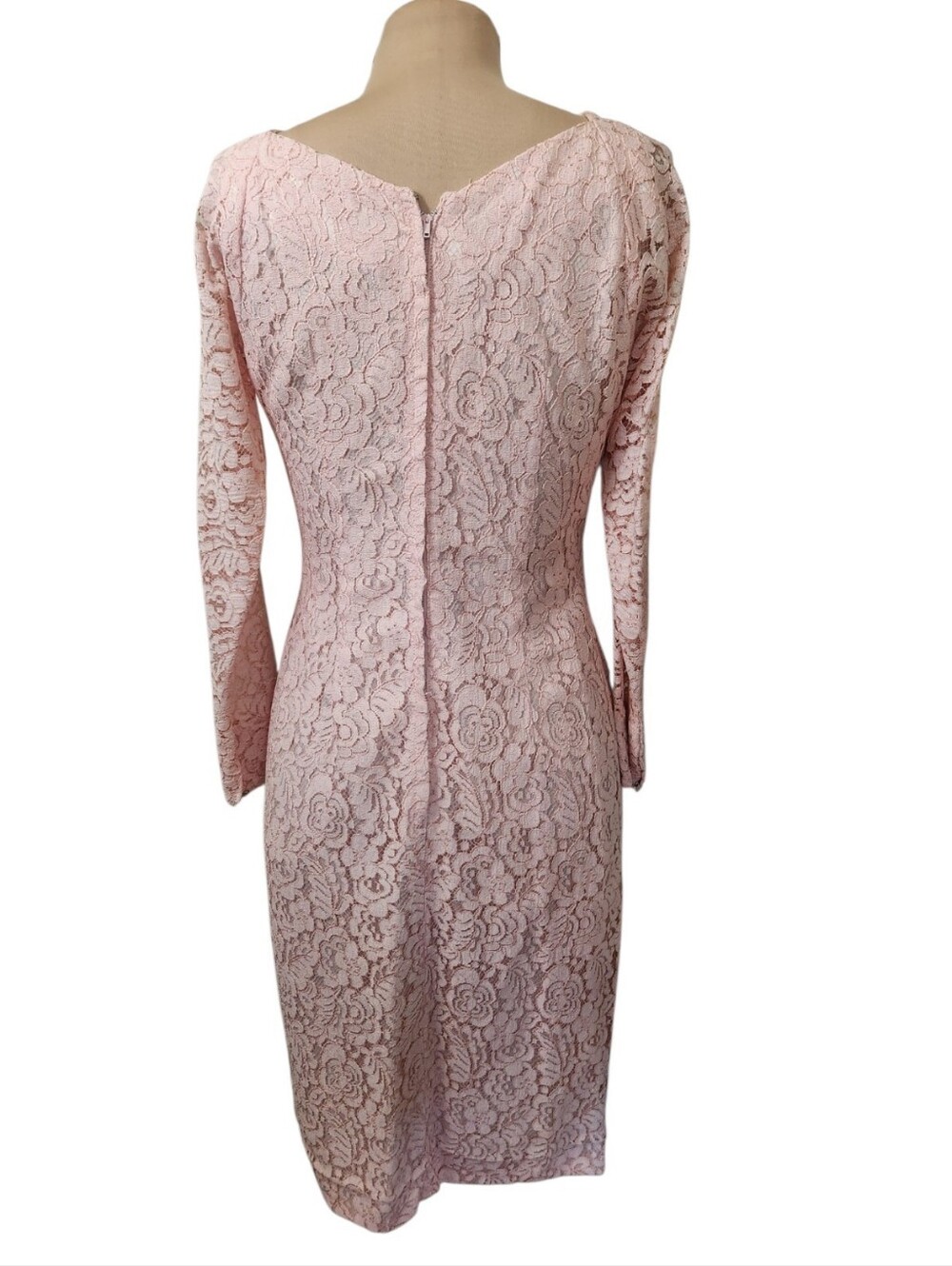 VINTAGE 1960s Peach Pink Sheath Lace Cocktail Dress - Size M - Picture 9 of 15